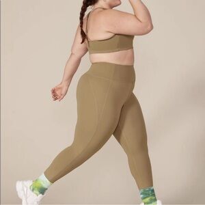 RARE Girlfriend Collective Leggings size M Color Sand NO LONGER SOLD
